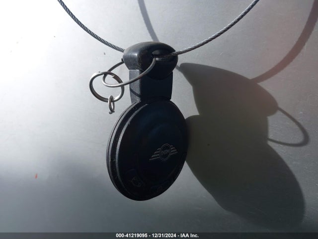 2008 MINI COOPER WMWMF33508TT59252 Photo 10