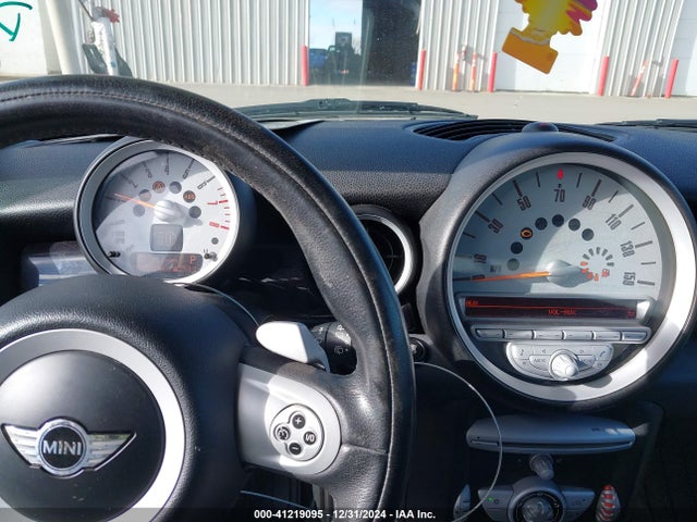 2008 MINI COOPER WMWMF33508TT59252 Photo 6