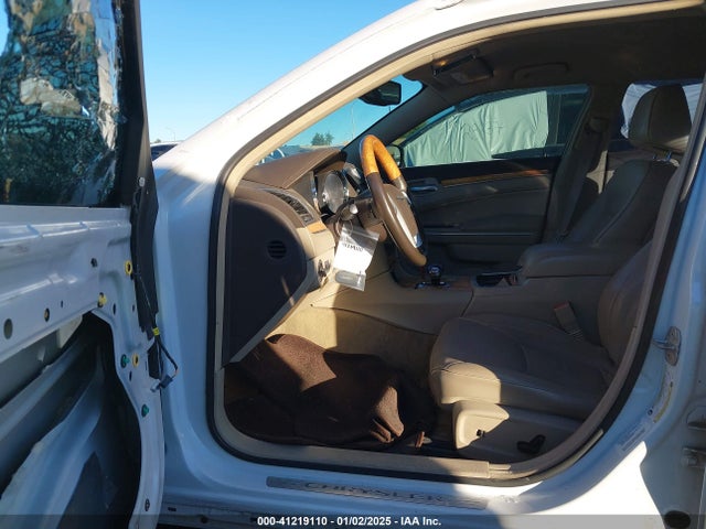 Chrysler 300C 2014 2C3CCAEG8EH283187 Image 5