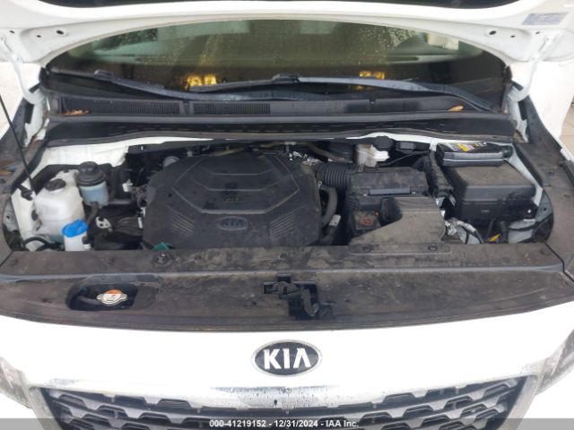 KNDMB5C10L6653961 KIA SEDONA LX