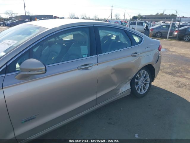 3FA6P0PU8JR136768 Ford Fusion Energi Se Luxury