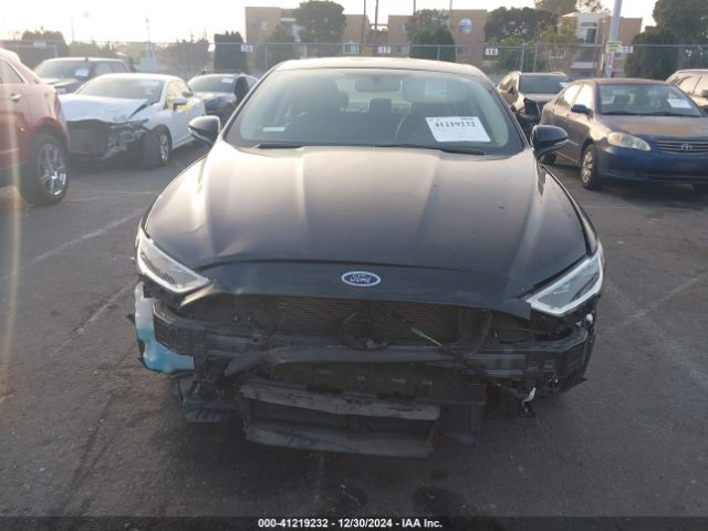 3FA6P0PU7JR232567 Ford Fusion Energi Se Luxury