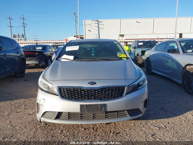 KIA FORTE LX 2017 3KPFK4A79HE071479 Image 12