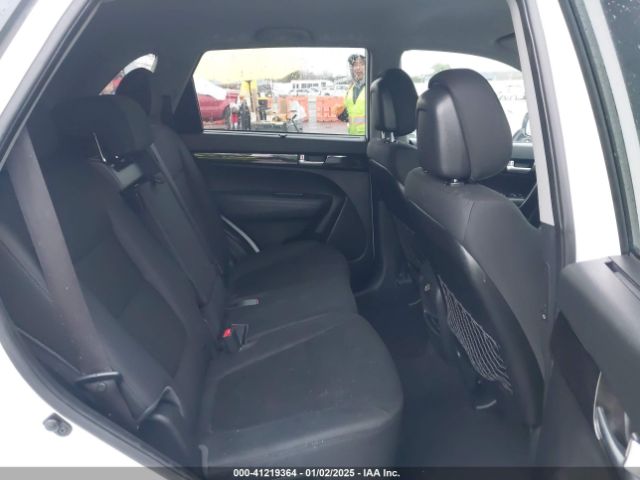 5XYKTCA69EG438800 KIA SORENTO LX