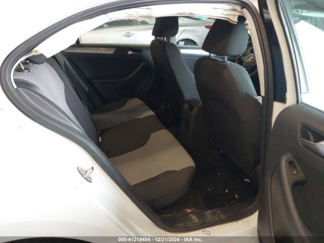 3VW2B7AJ4HM270602 Volkswagen Jetta 1.4t S