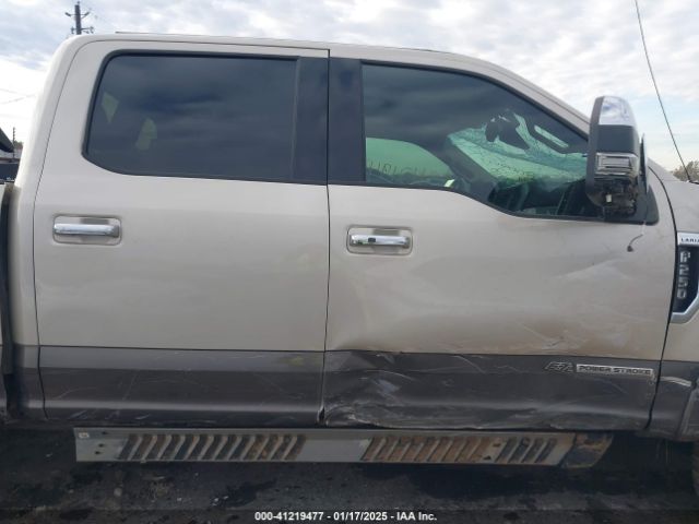1FT7W2BT0HED92024 Ford F-250 Lariat