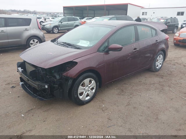 KIA FORTE LX 2017 3KPFK4A75HE032503 Image 2