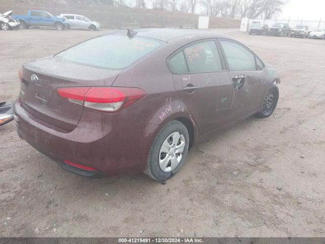 KIA FORTE LX 2017 3KPFK4A75HE032503 Image 4