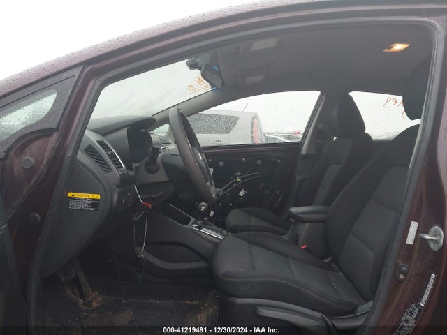 KIA FORTE LX 2017 3KPFK4A75HE032503 Image 5