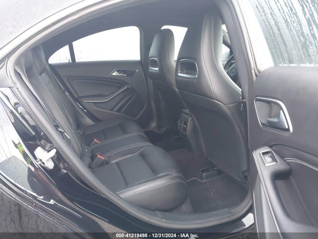 WDDSJ4GB2JN542070 Mercedes-Benz CLA 250 4MATIC