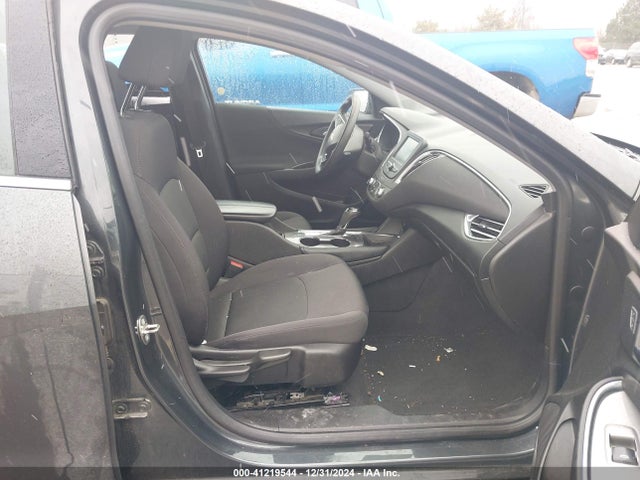 1G1ZE5ST8HF236782 Chevrolet MALIBU 1LT