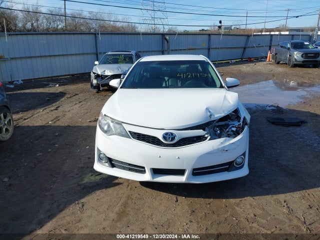 4T1BF1FK4EU416330 Toyota CAMRY SE