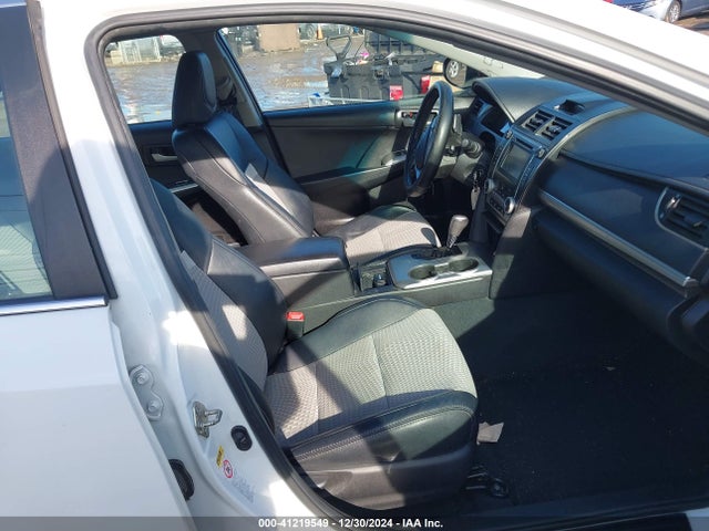 4T1BF1FK4EU416330 Toyota CAMRY SE
