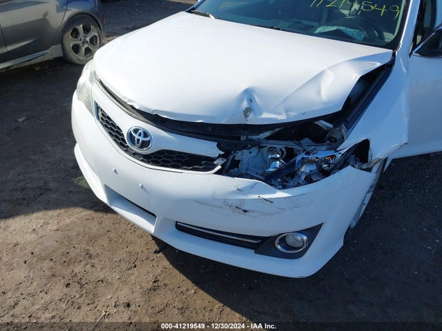 4T1BF1FK4EU416330 Toyota CAMRY SE