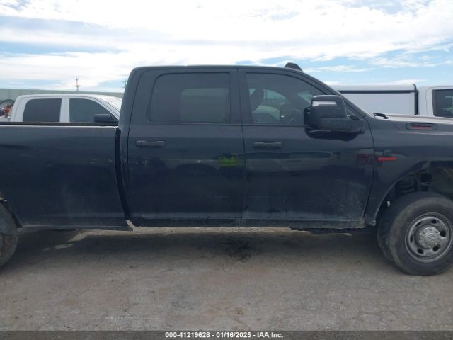 3C6UR5HL2PG587026 RAM 2500 Tradesman  4x4 8' Box