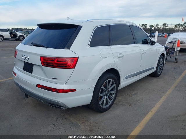 2018 AUDI Q7 WA1LHAF71JD031195 Photo 3