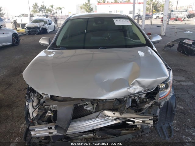 Toyota COROLLA LE 2021 JTDEPMAE3MJ130955 Image 13