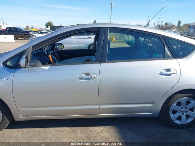 2006 Toyota Prius მანქანა იყიდება აუქციონზე, vin: JTDKB20U567534516, აუქციონის ნომერი: 41219684