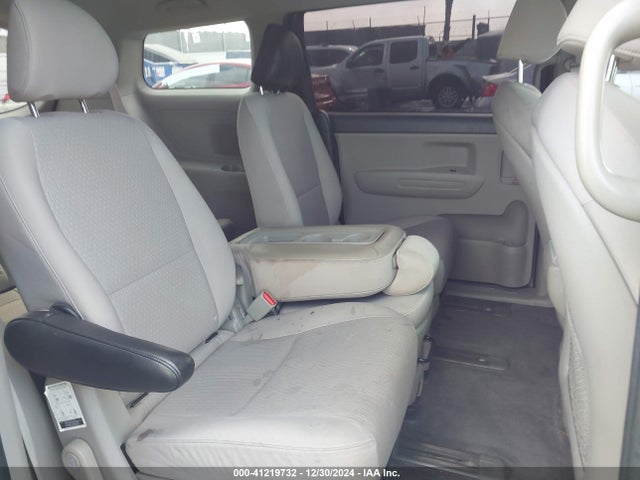 KIA SEDONA LX 2016 KNDMB5C12G6165679 Image 8