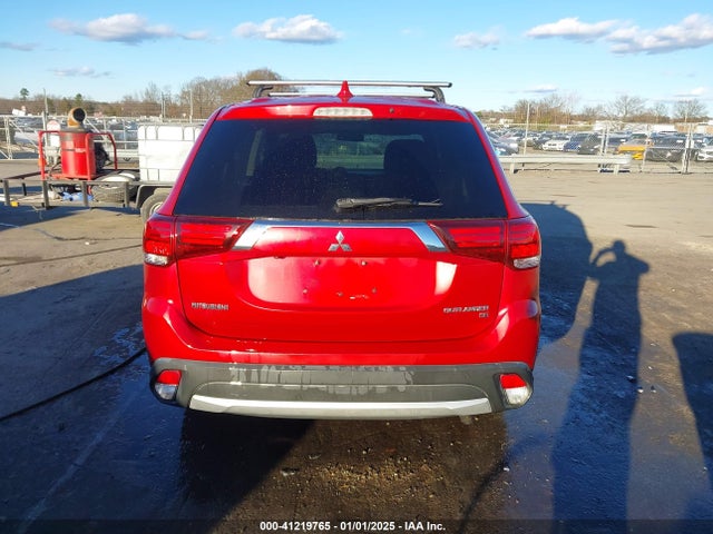 Mitsubishi Outlander Se 2018 JA4AD3A38JZ011175 Image 16