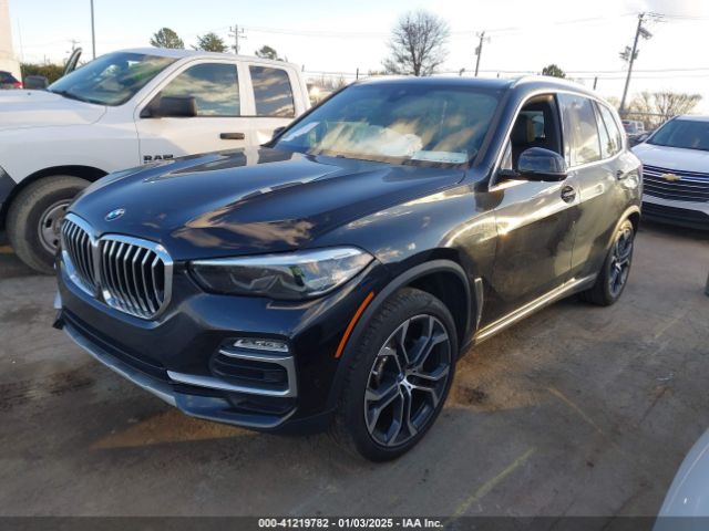 2021 BMW X5 5UXCR6C08M9D76272 Photo 1