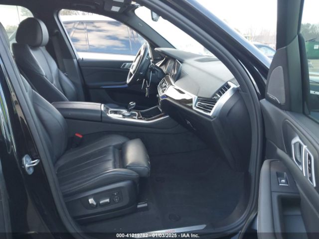 2021 BMW X5 5UXCR6C08M9D76272 Photo 4