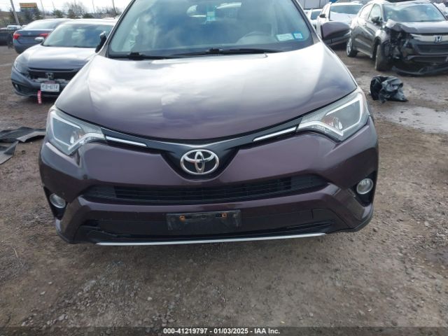 2T3RFREVXGW528276 Toyota Rav4 Xle