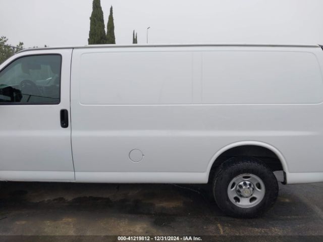 1GCWGFCA1E1164887 Chevrolet Express 2500 Work Van