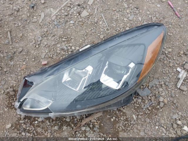 1FMCU0H60LUA76403 Ford ESCAPE SEL