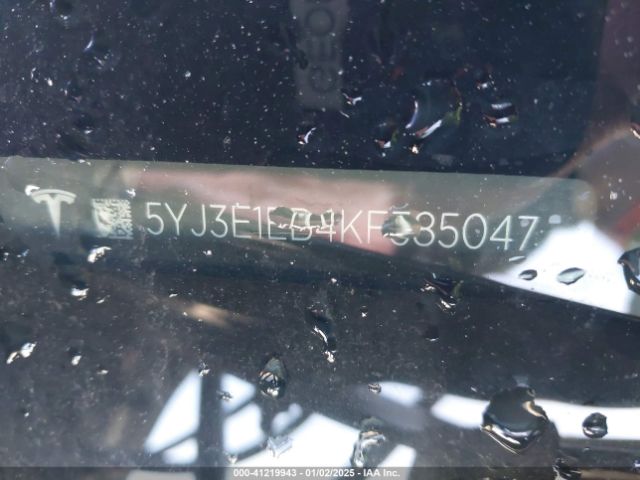2019 TESLA MODEL 3 5YJ3E1EB4KF385047 Photo 8