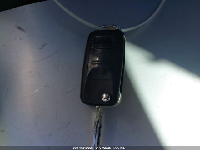 2010 AUDI A8 L WAURVAFA4AN008621 Photo 10