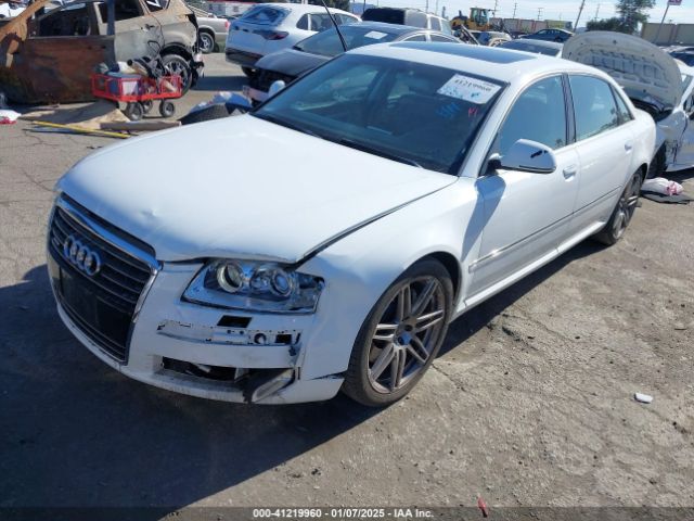 2010 AUDI A8 L WAURVAFA4AN008621 Photo 1