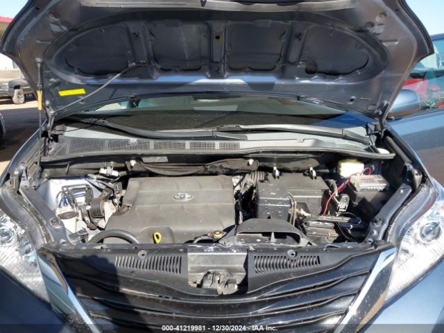 5TDKK3DC0FS629384 Toyota Sienna Le 8 Passenger