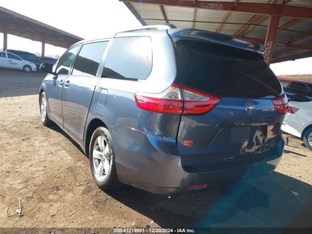 5TDKK3DC0FS629384 Toyota Sienna Le 8 Passenger