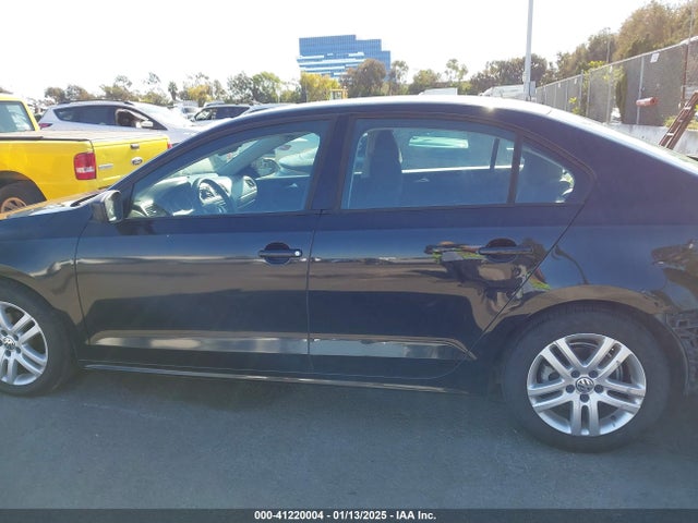 3VW2K7AJ3FM354908 Volkswagen 2015