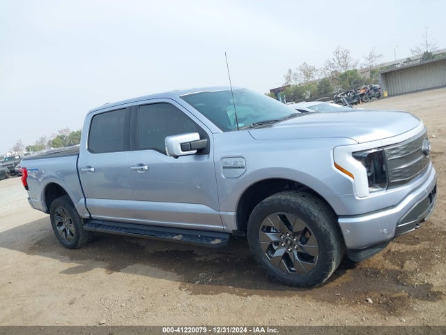 Ford F-150 Lightning Lariat 2022 1FTVW1EL0NWG16234 Image 13