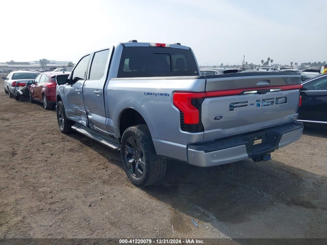 Ford F-150 Lightning Lariat 2022 1FTVW1EL0NWG16234 Image 3