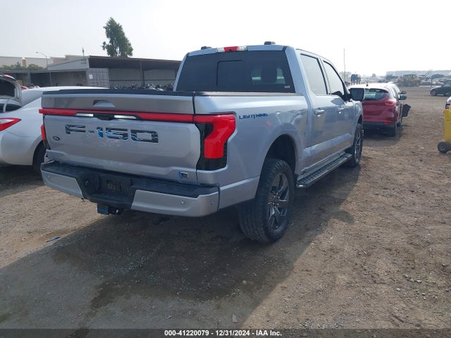 Ford F-150 Lightning Lariat 2022 1FTVW1EL0NWG16234 Image 4
