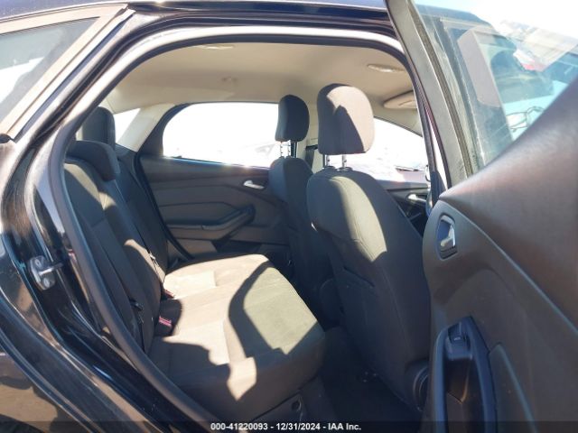 1FADP3F28FL356510 Ford FOCUS SE