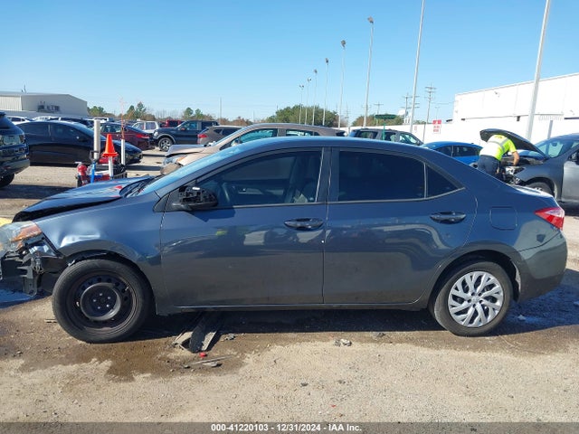 Toyota COROLLA LE 2017 5YFBURHE8HP731715 Image 14