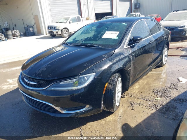 Chrysler 200 Limited 2015 1C3CCCAB5FN666566 Image 2