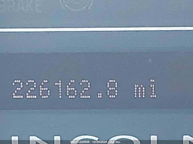 5LMJJ3H58EEL06837 Lincoln NAVIGATOR L