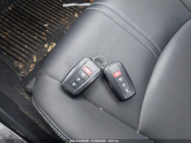 5YFFPMAE2NP315709 Toyota Corolla Xle