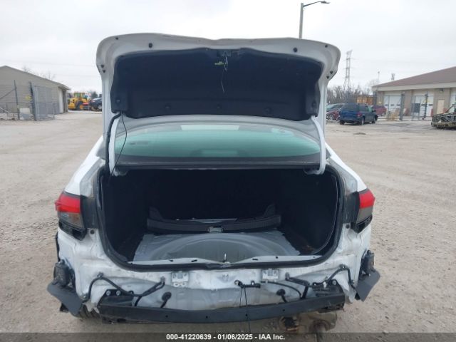 5YFFPMAE2NP315709 Toyota Corolla Xle