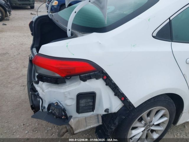 5YFFPMAE2NP315709 Toyota Corolla Xle