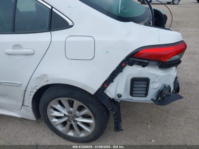 5YFFPMAE2NP315709 Toyota Corolla Xle