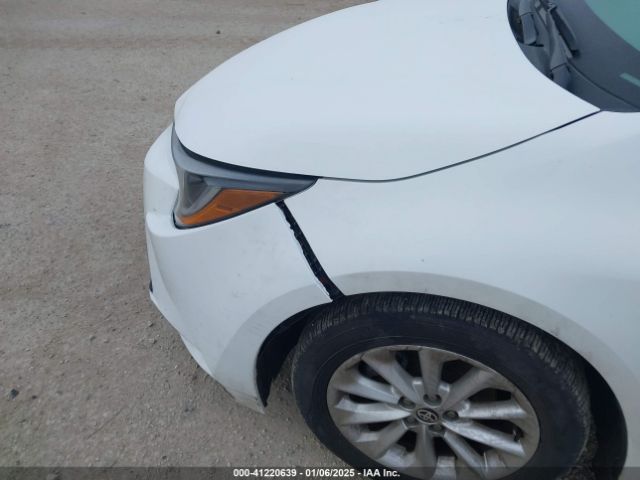 5YFFPMAE2NP315709 Toyota Corolla Xle