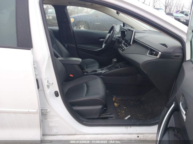 5YFFPMAE2NP315709 Toyota Corolla Xle