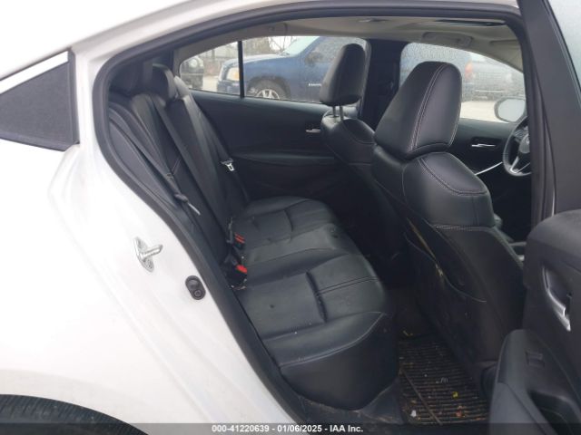 5YFFPMAE2NP315709 Toyota Corolla Xle