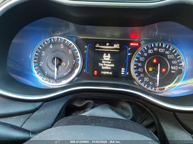 Chrysler 200 Limited 2016 1C3CCCAB9GN122055 Image 7